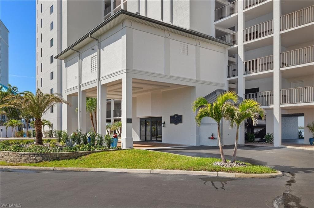 17170 Harbour Point Dr 105, Fort Myers, FL 33908-16