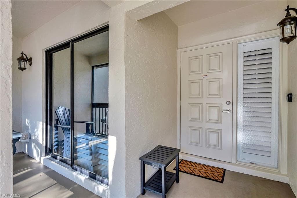 1818 Kings Lake Blvd 103, Naples, fl 34112-10