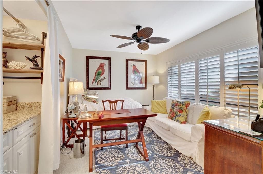 1818 Kings Lake Blvd 103, Naples, fl 34112-11