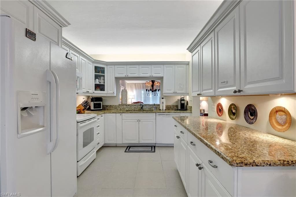 1818 Kings Lake Blvd 103, Naples, fl 34112-1