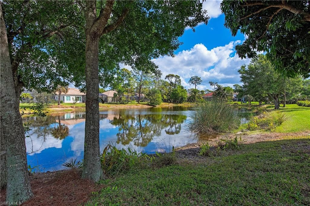6538 Chestnut Cir, Naples, FL 34109-19