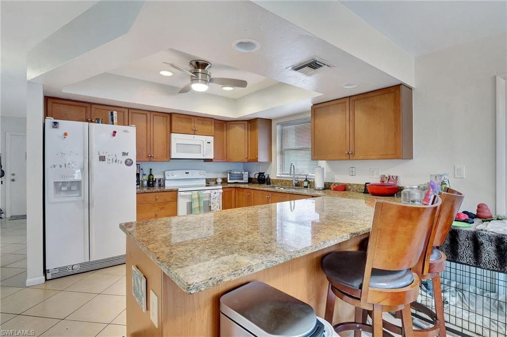 816 104th Ave N, Naples, FL 34108-14