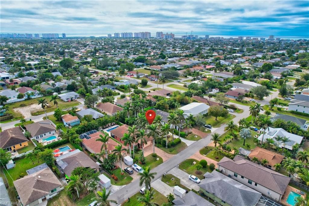 816 104th Ave N, Naples, FL 34108-37