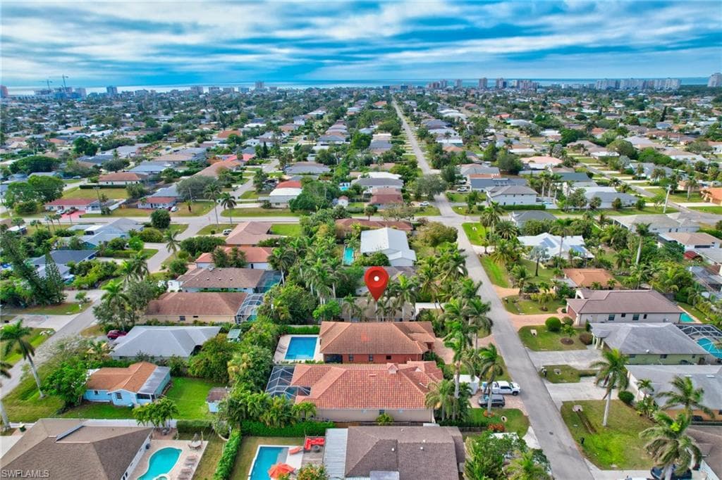 816 104th Ave N, Naples, FL 34108-38