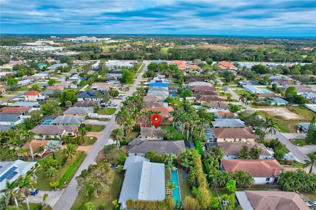 816 104th Ave N, Naples, FL 34108-42
