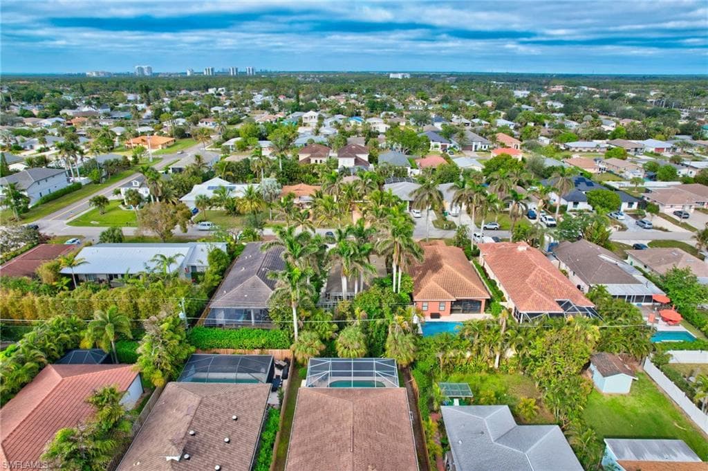 816 104th Ave N, Naples, FL 34108-45