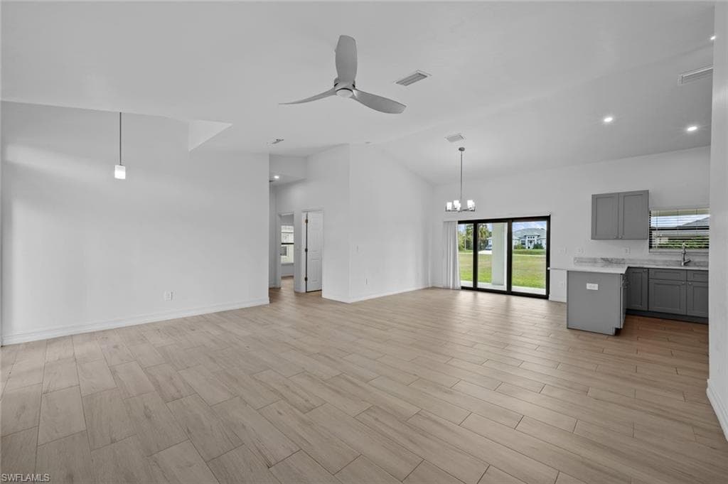 6109 Hutton Ct, Fort Myers, FL 33905-8