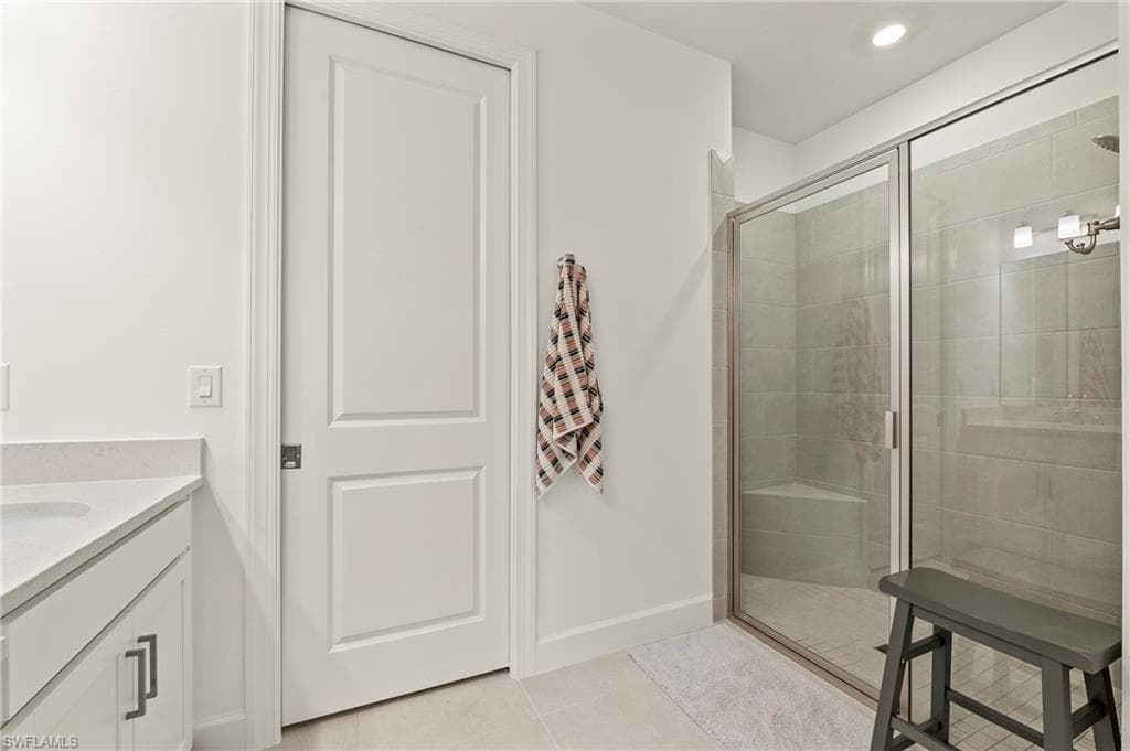 15549 Vittorio St, Naples, FL 34114-19