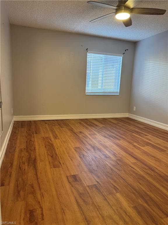 2366 Mall Dr 303, Fort Myers, FL 33901-13