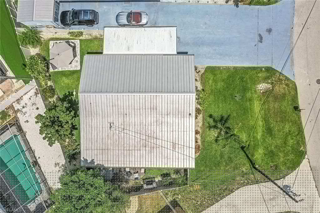814 107th Ave N, Naples, FL 34108-29