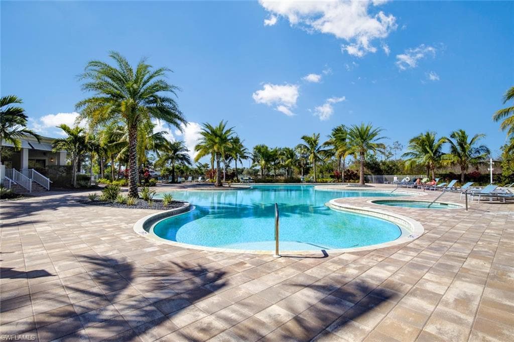 28028 Sanibel Sands St, Bonita Springs, FL 34135-32