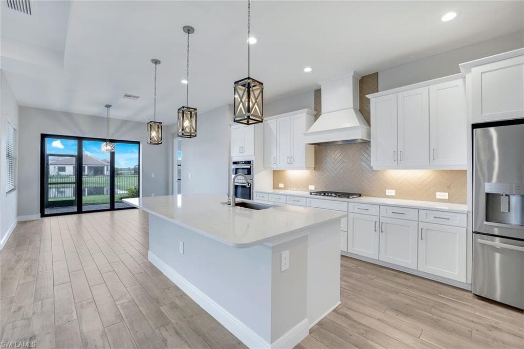 3959 Pegasus Way, Naples, FL 34120-11