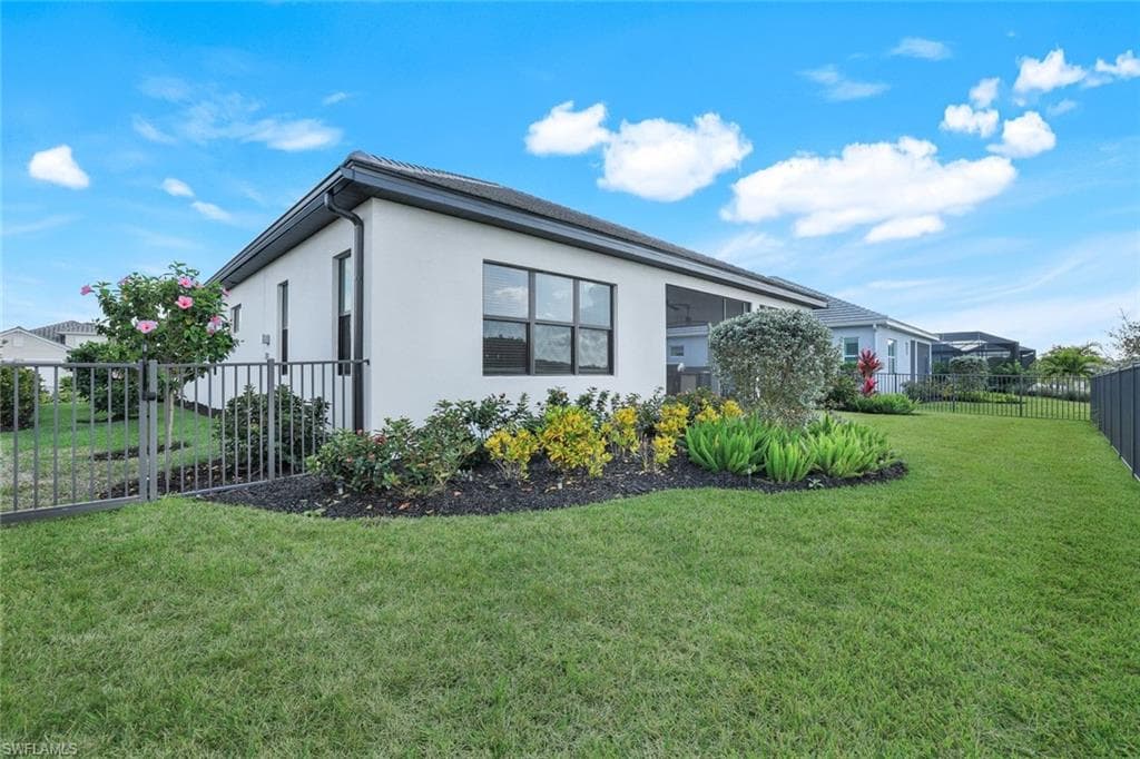3959 Pegasus Way, Naples, FL 34120-32
