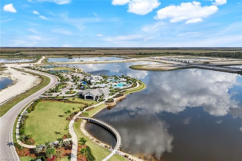 3959 Pegasus Way, Naples, FL 34120-38