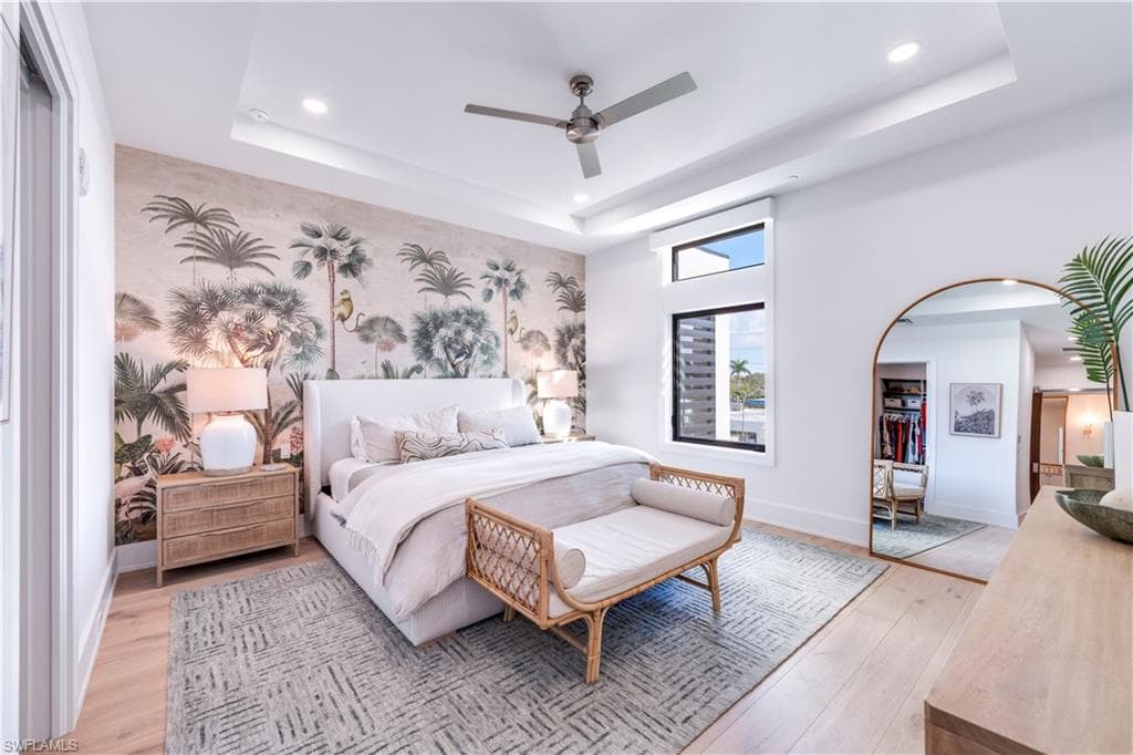 82 9th St S 303, Naples, FL 34102-12