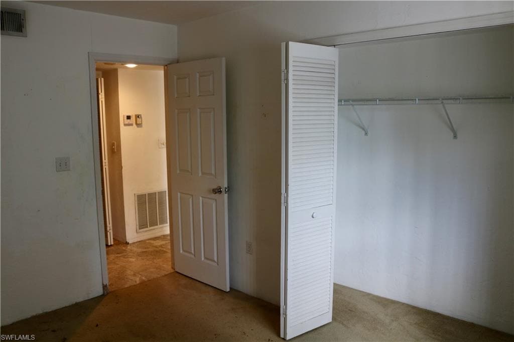 2385 Naples Trace Cir 5, Naples, FL 34109-9