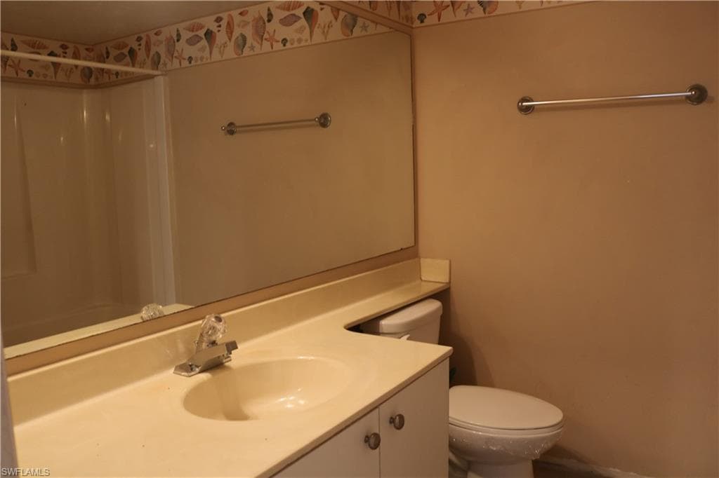 2385 Naples Trace Cir 5, Naples, FL 34109-10