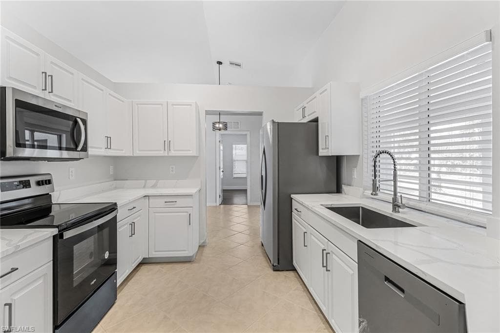 4367 18th St NE, Naples, FL 34120-11