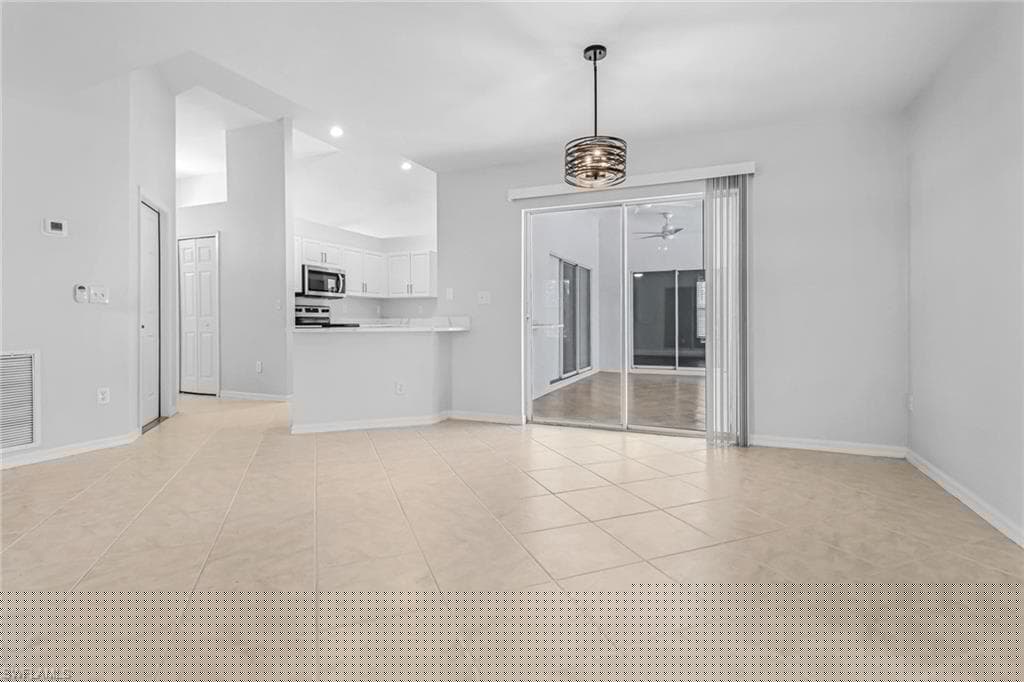 4367 18th St NE, Naples, FL 34120-15