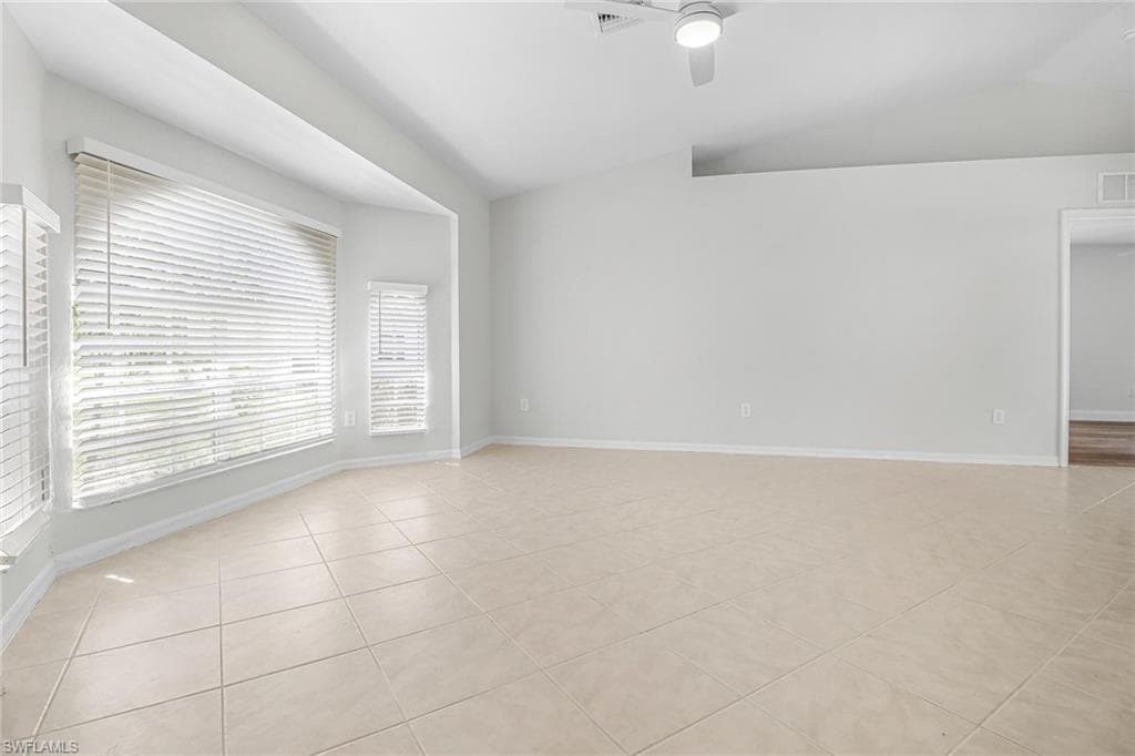 4367 18th St NE, Naples, FL 34120-5