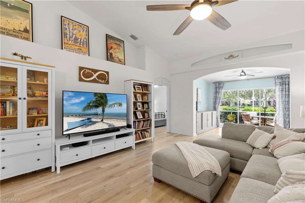 8330 Ibis Cove Cir B242, Naples, FL 34119-9