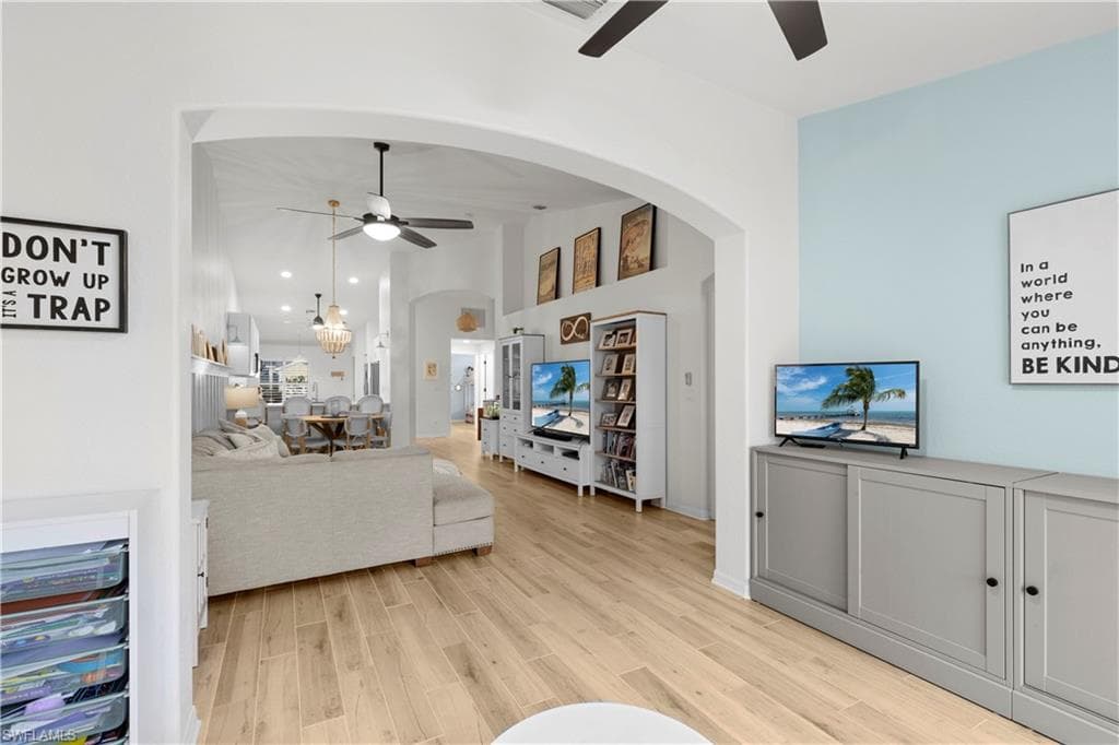 8330 Ibis Cove Cir B242, Naples, FL 34119-14
