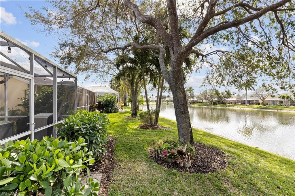8330 Ibis Cove Cir B242, Naples, FL 34119-29