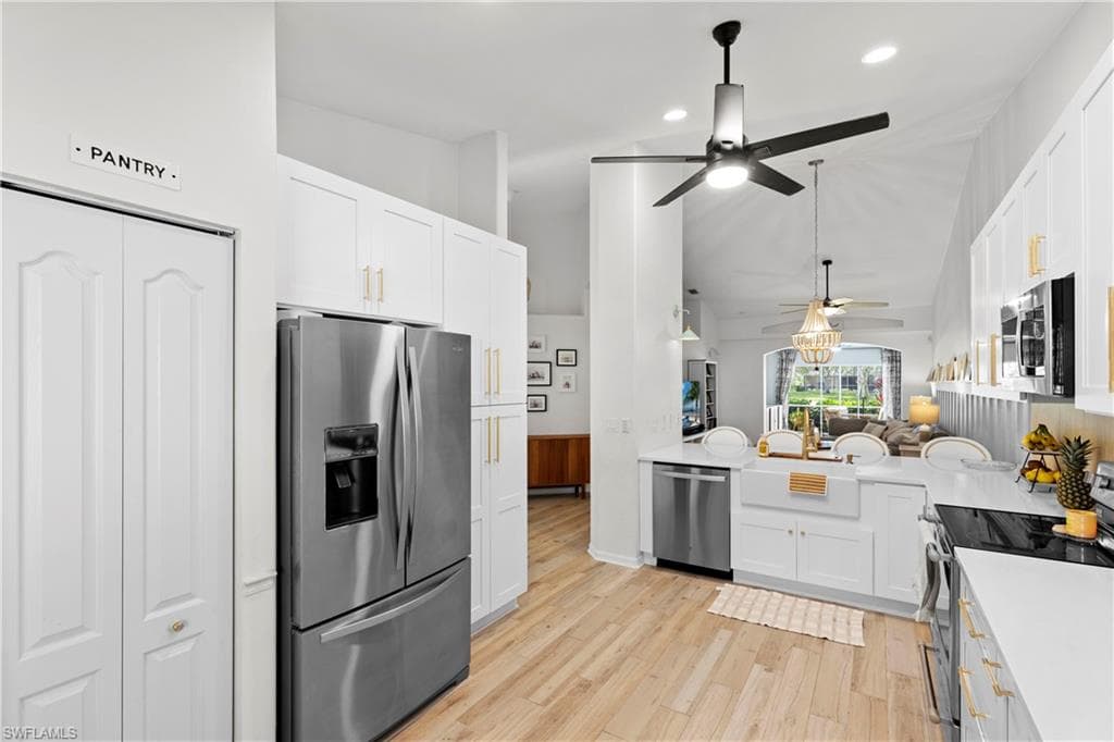 8330 Ibis Cove Cir B242, Naples, FL 34119-3
