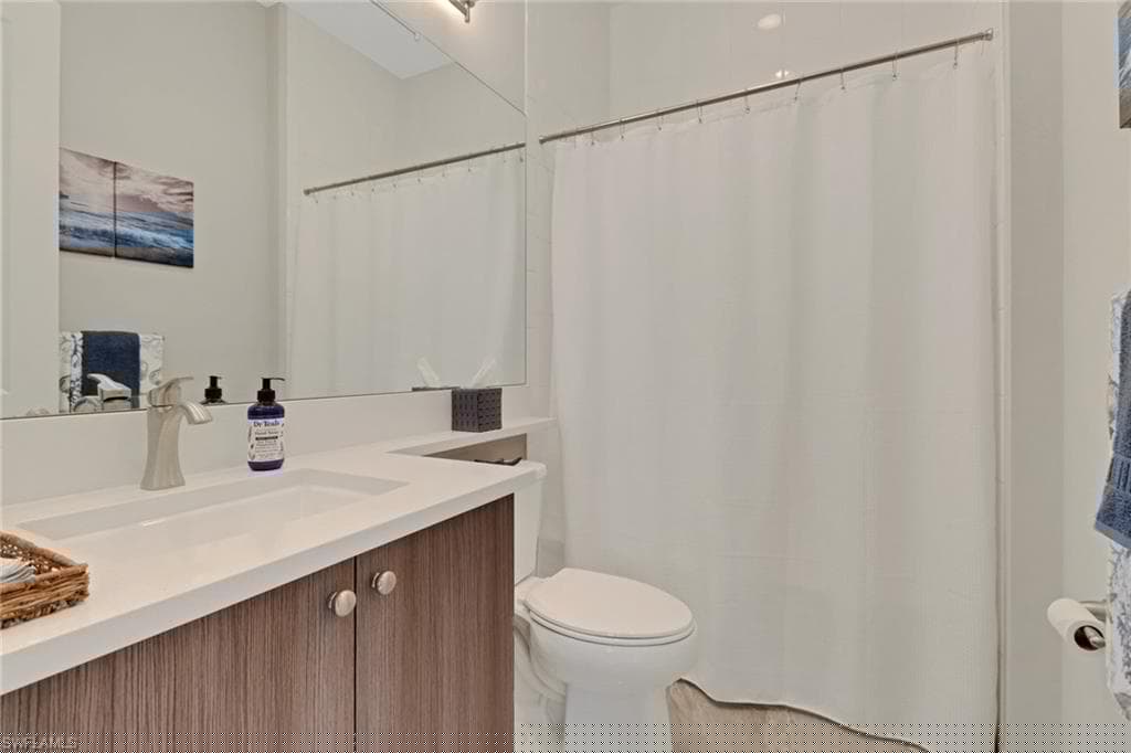 28429 Capraia Dr, Bonita Springs, FL 34135-19