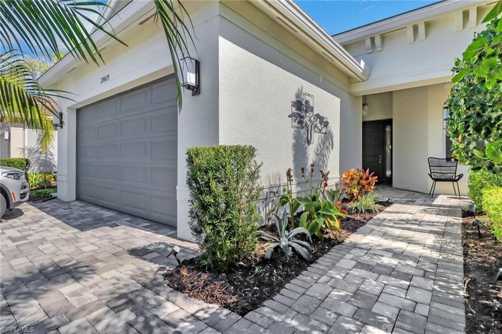 28429 Capraia Dr, Bonita Springs, FL 34135-27