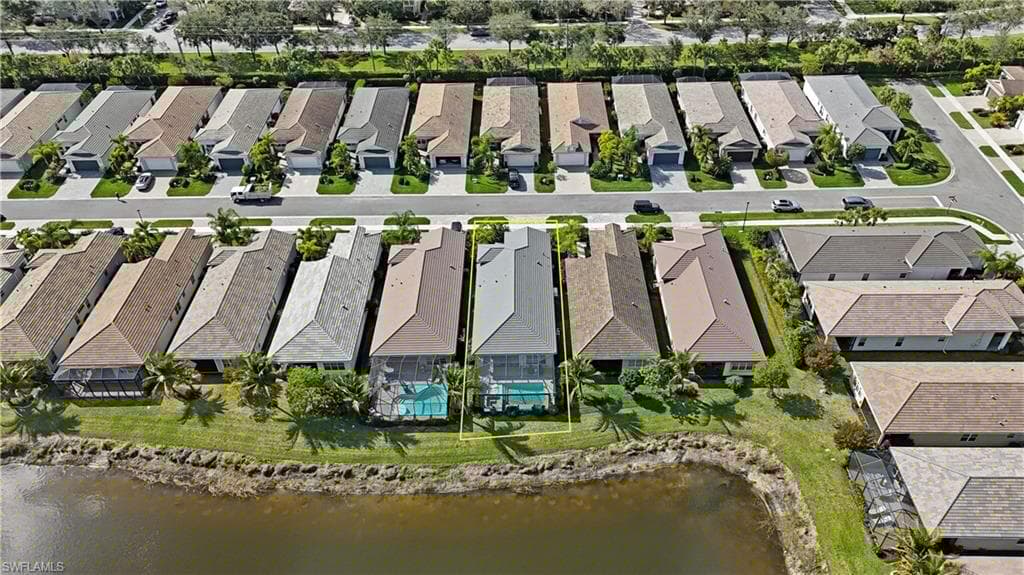 28429 Capraia Dr, Bonita Springs, FL 34135-31