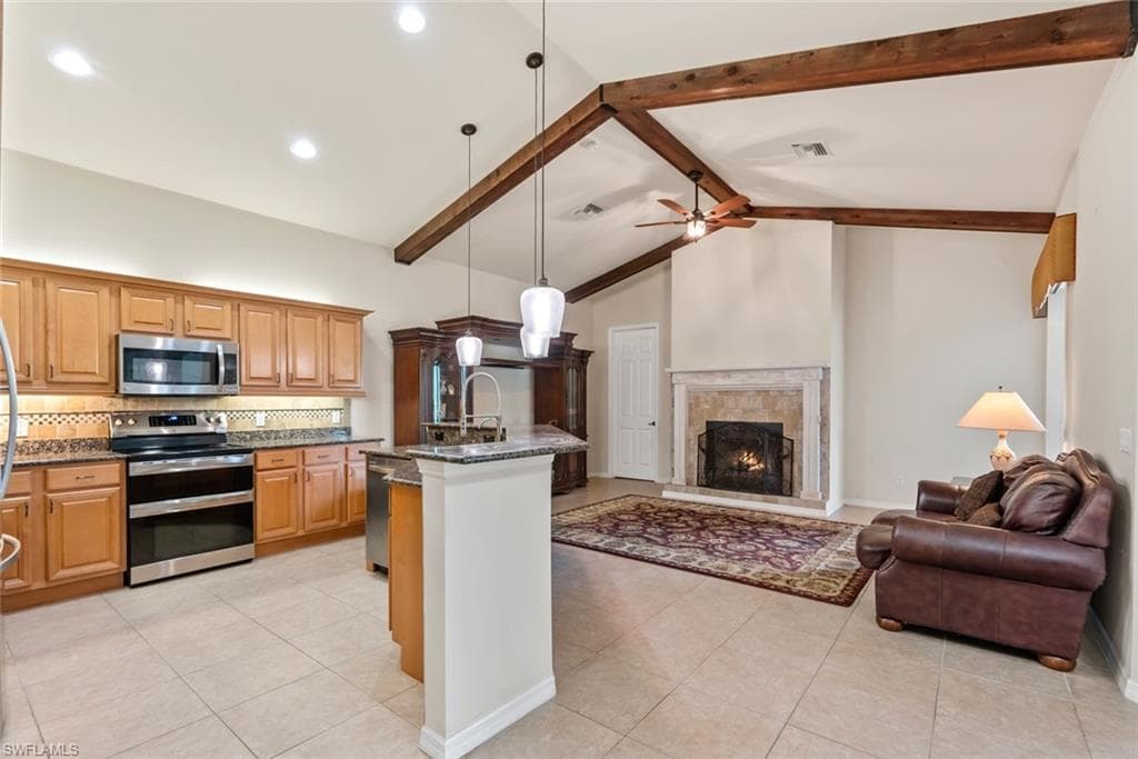2671 72nd Ave NE, Naples, FL 34120-22