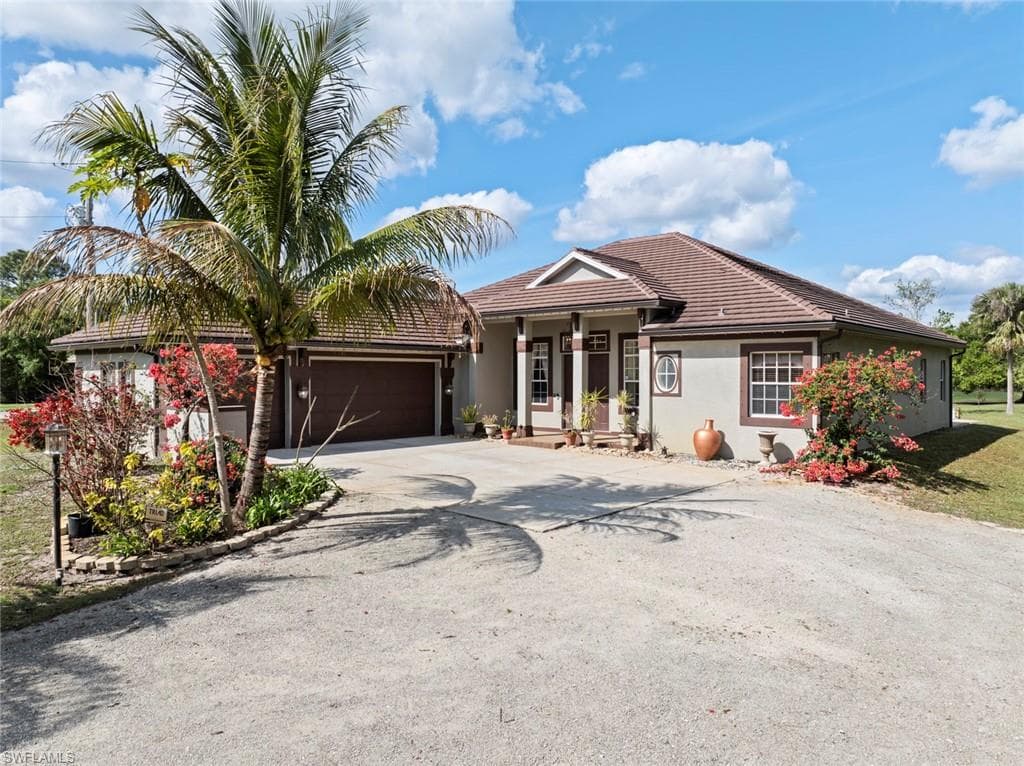 2671 72nd Ave NE, Naples, FL 34120-2