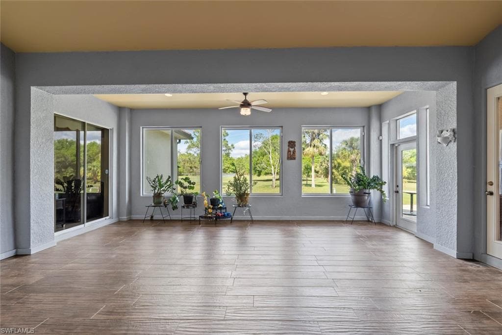 2671 72nd Ave NE, Naples, FL 34120-30