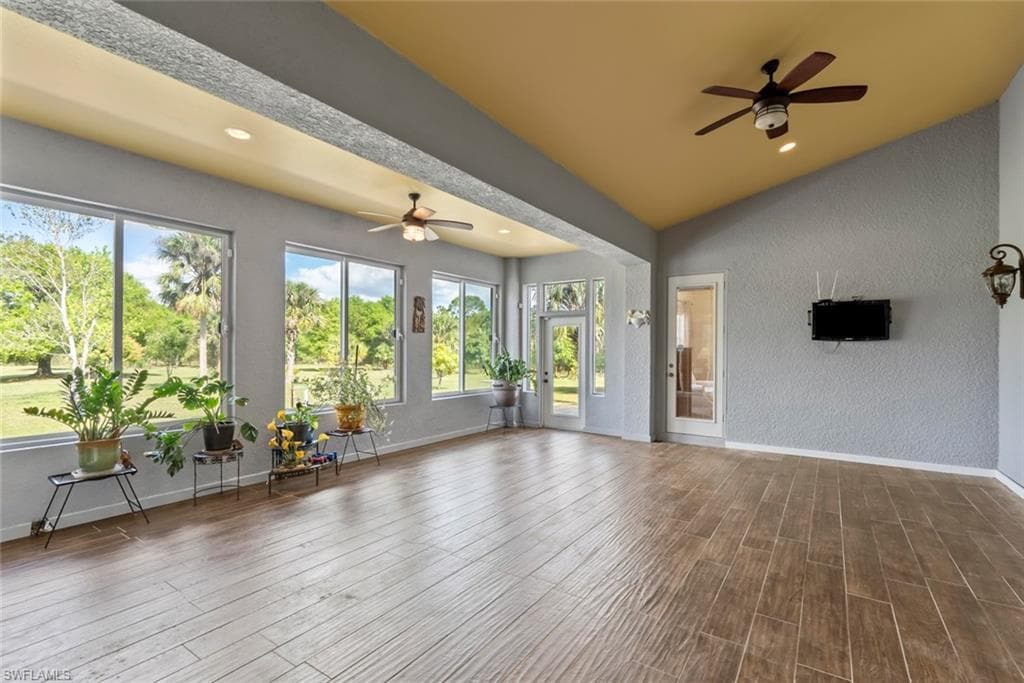 2671 72nd Ave NE, Naples, FL 34120-31