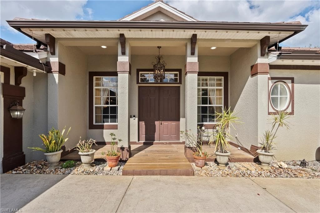2671 72nd Ave NE, Naples, FL 34120-3