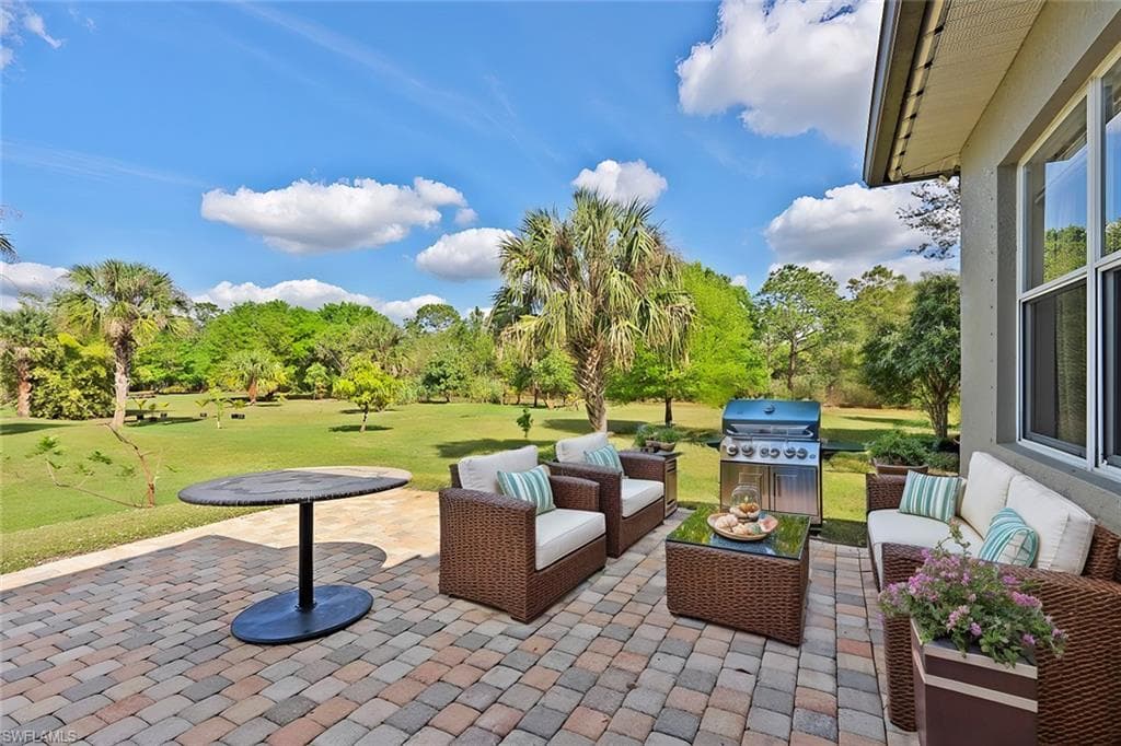2671 72nd Ave NE, Naples, FL 34120-40