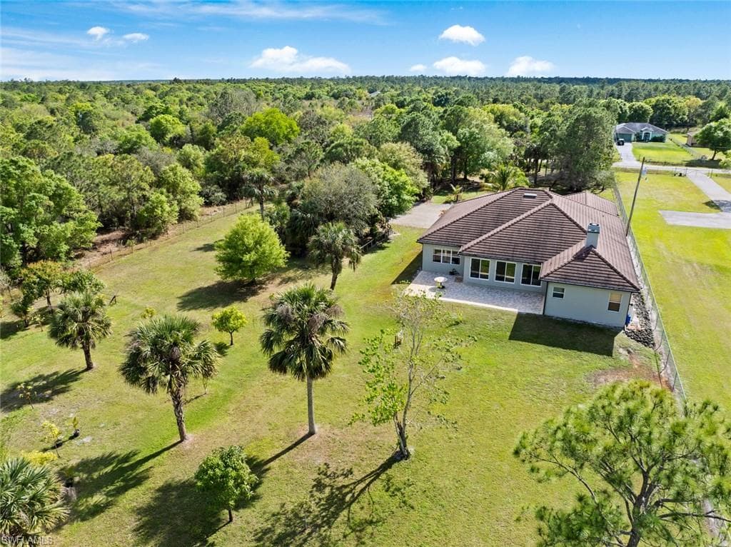 2671 72nd Ave NE, Naples, FL 34120-4