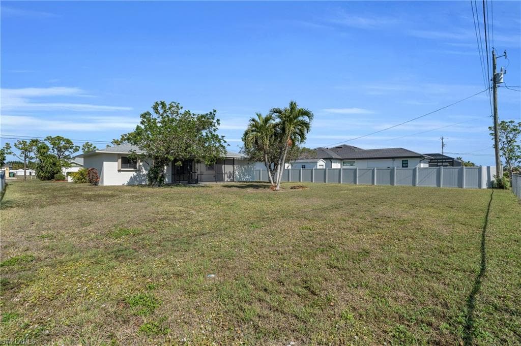 1106 Mohawk Pkwy, Cape Coral, FL 33914-21
