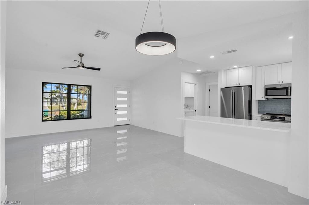 1106 Mohawk Pkwy, Cape Coral, FL 33914-6