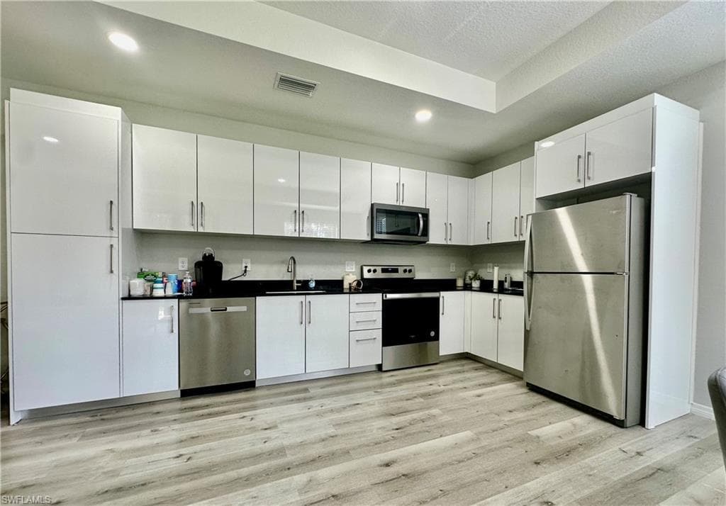 808 Runble St E, Lehigh Acres, FL 33974-11