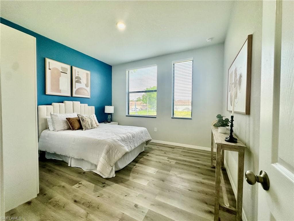 808 Runble St E, Lehigh Acres, FL 33974-23