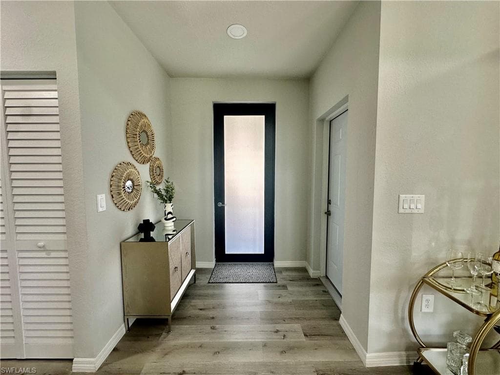 808 Runble St E, Lehigh Acres, FL 33974-6