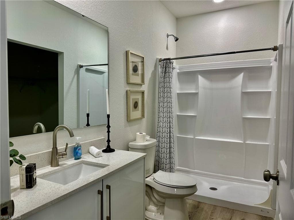 706 Glacier Ave, Lehigh Acres, FL 33974-23