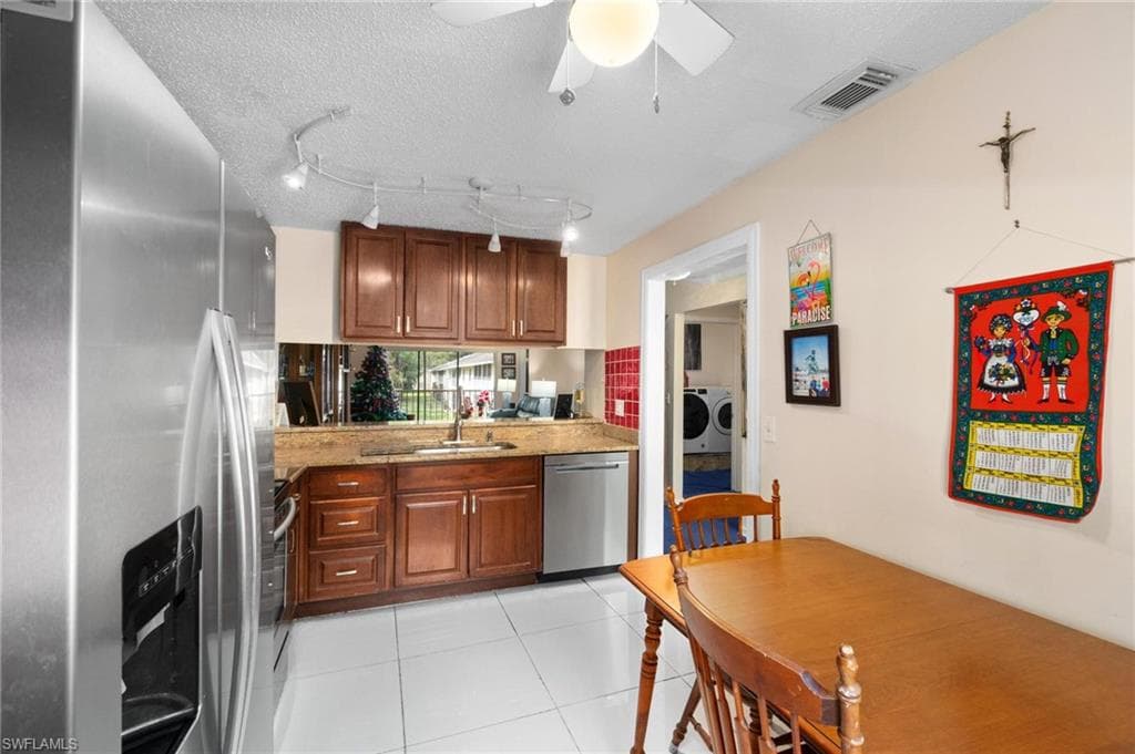 3491 County Barn Rd E201, Naples, FL 34112-11