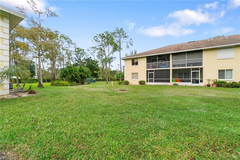 3491 County Barn Rd E201, Naples, FL 34112-3
