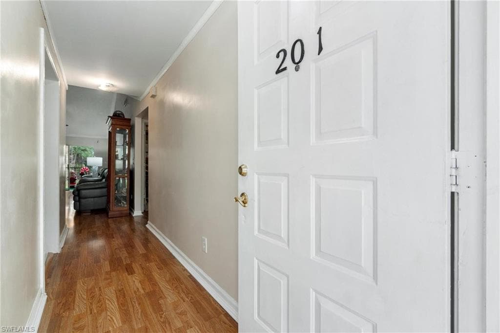 3491 County Barn Rd E201, Naples, FL 34112-6