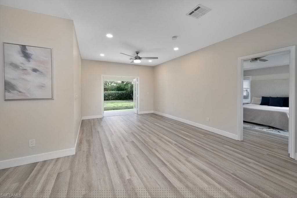 5138 Kristin Ct, Naples, FL 34105-4