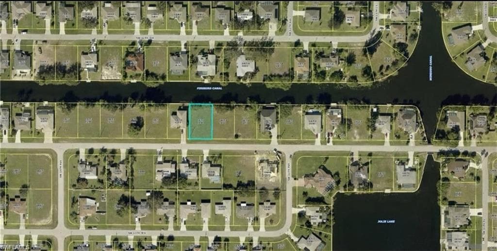 1213 13th St, Cape Coral, FL 33991-3