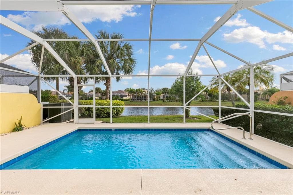 7912 Umberto Ct, Naples, FL 34114-24